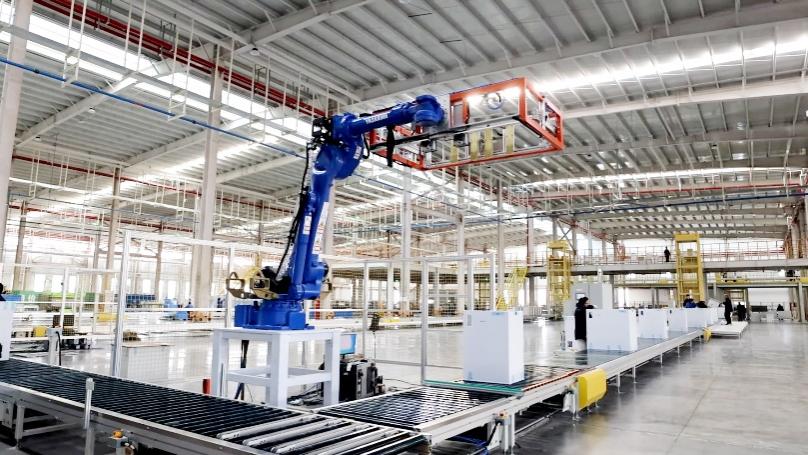 智馭未來，綠動(dòng)新篇 康佳集團(tuán)以智能機(jī)器人研發(fā)為引擎，新質(zhì)生產(chǎn)力實(shí)踐漸入“佳”境